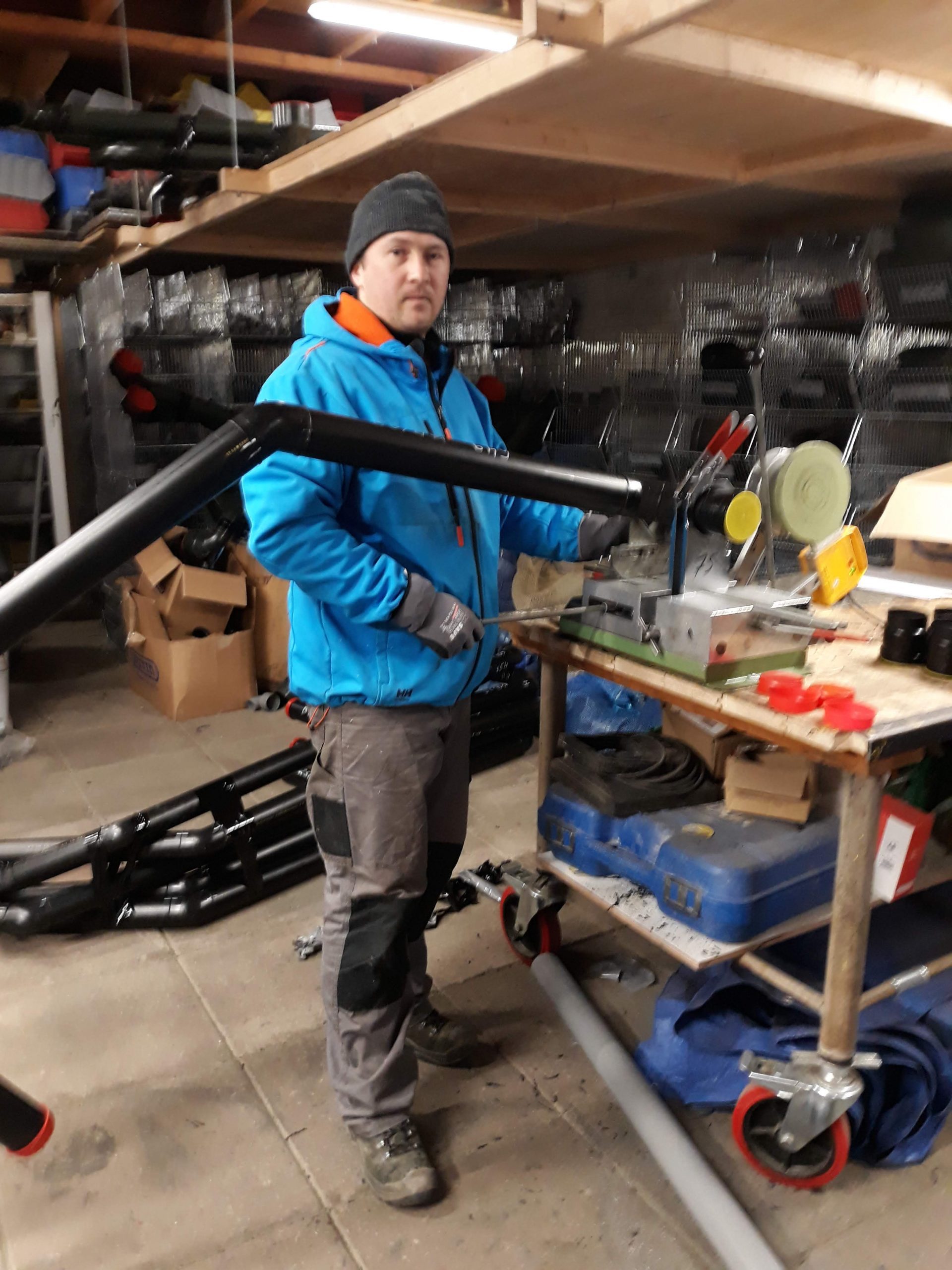 alt="instalații sanitare și termice montaj complet țevi apă canalizare și încălzire locuință", Vitalie